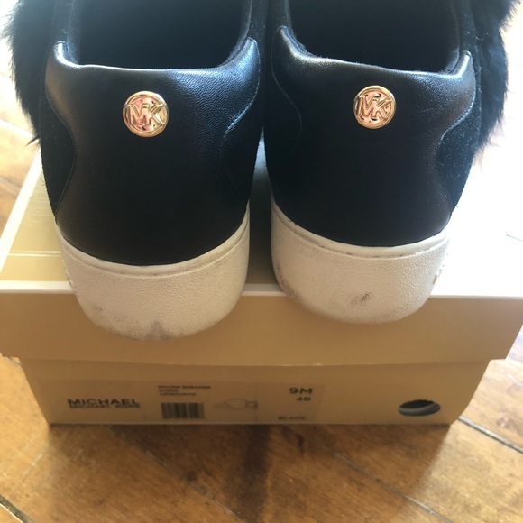 Michael kors black suede Maven sneaker size 9 - Picture 4 of 4